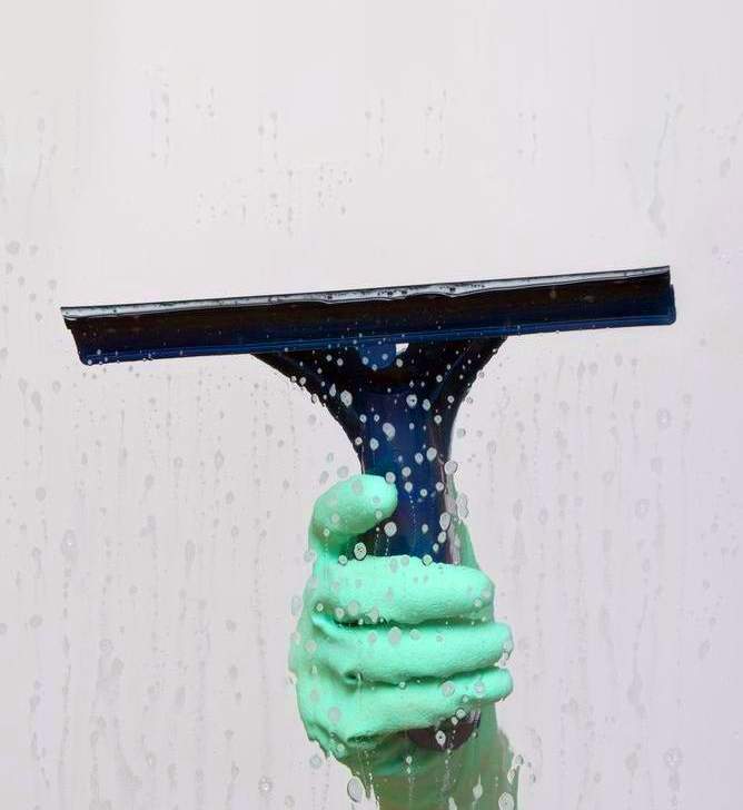 Lavage de vitres professionnelles Alès